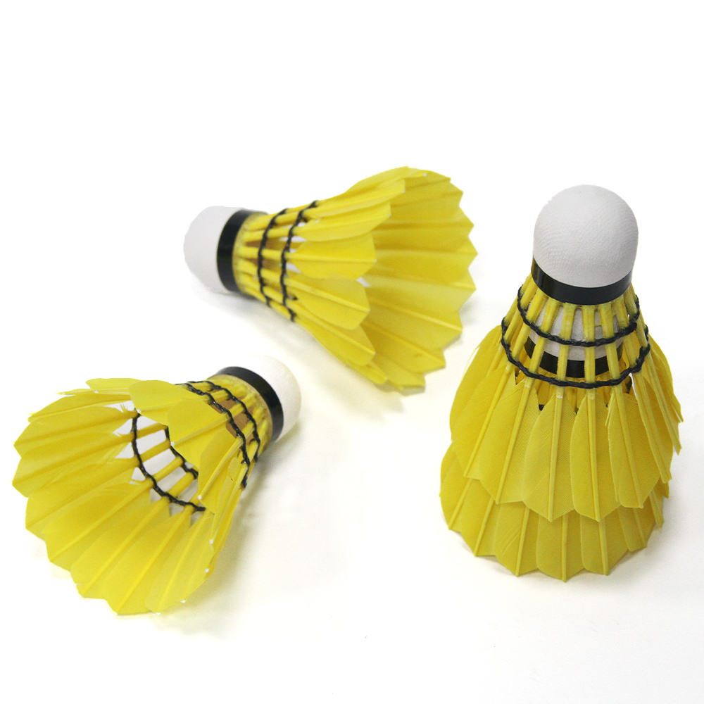 Shuttlecock bulu tangkis turna - Badminton Shuttlecock ulasan dan harga